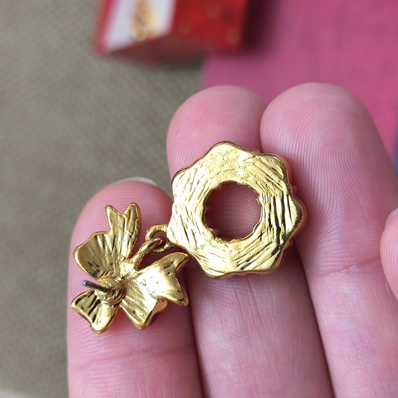 Vintage Colorful Bow and Wreath Earrings Feminine Coquette - Picture 6 of 7